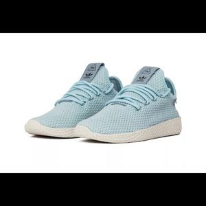 Adidas Pharrell Williams shoe